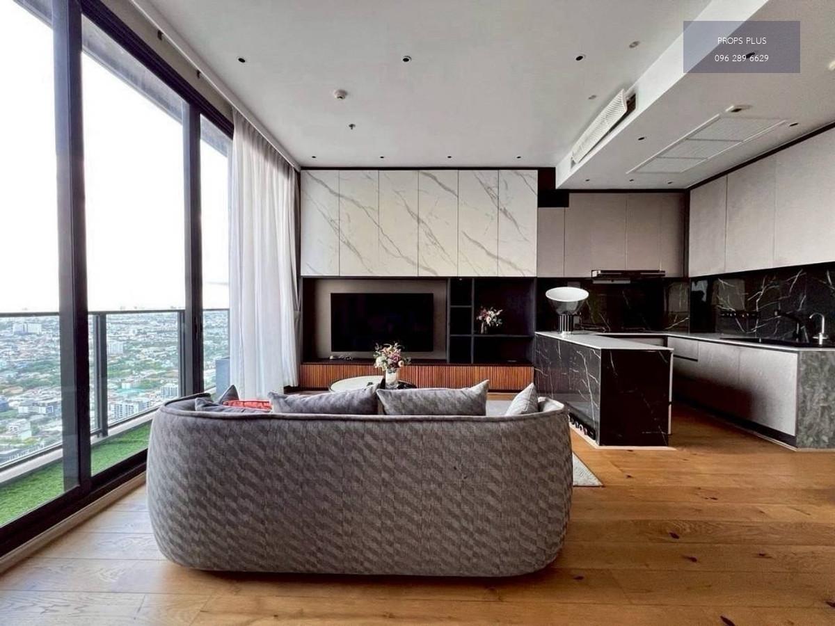 🏙 ให้เช่า | WHIZDOM ESSENCE
📍 สุขุมวิท 101 กรุงเทพฯ

🛏 3 ห้องนอน
🛁 2 ห้องน้ำ
📐 พื้นที่ใช้สอย 103 ตร.ม.
🏢 ชั้น 45+
🍳 ครัวเปิด

✨ เฟอร์นิเจอร์ครบ
พร้อมเครื่องใช้ไฟฟ้าครบชุด

💰 ค่าเช่า 120,000 บาท / เดือน
🔒 เงินประกัน 2 เดือน
📄 ชำระล่วงหน้า 1 เดือน